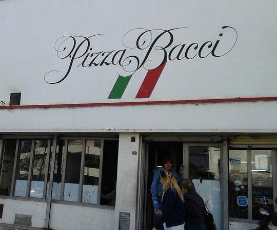 Pizza Bacci